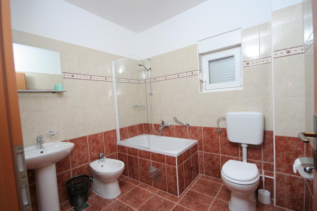 Apartments Mavarcica Trogir Habitación foto