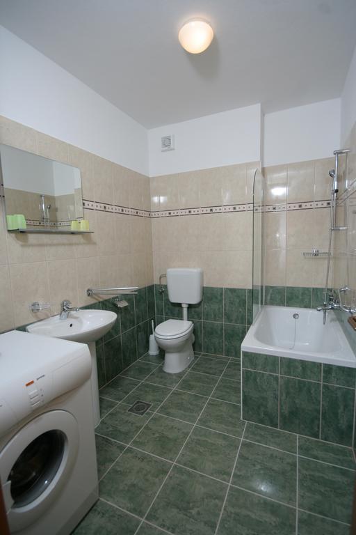 Apartments Mavarcica Trogir Habitación foto